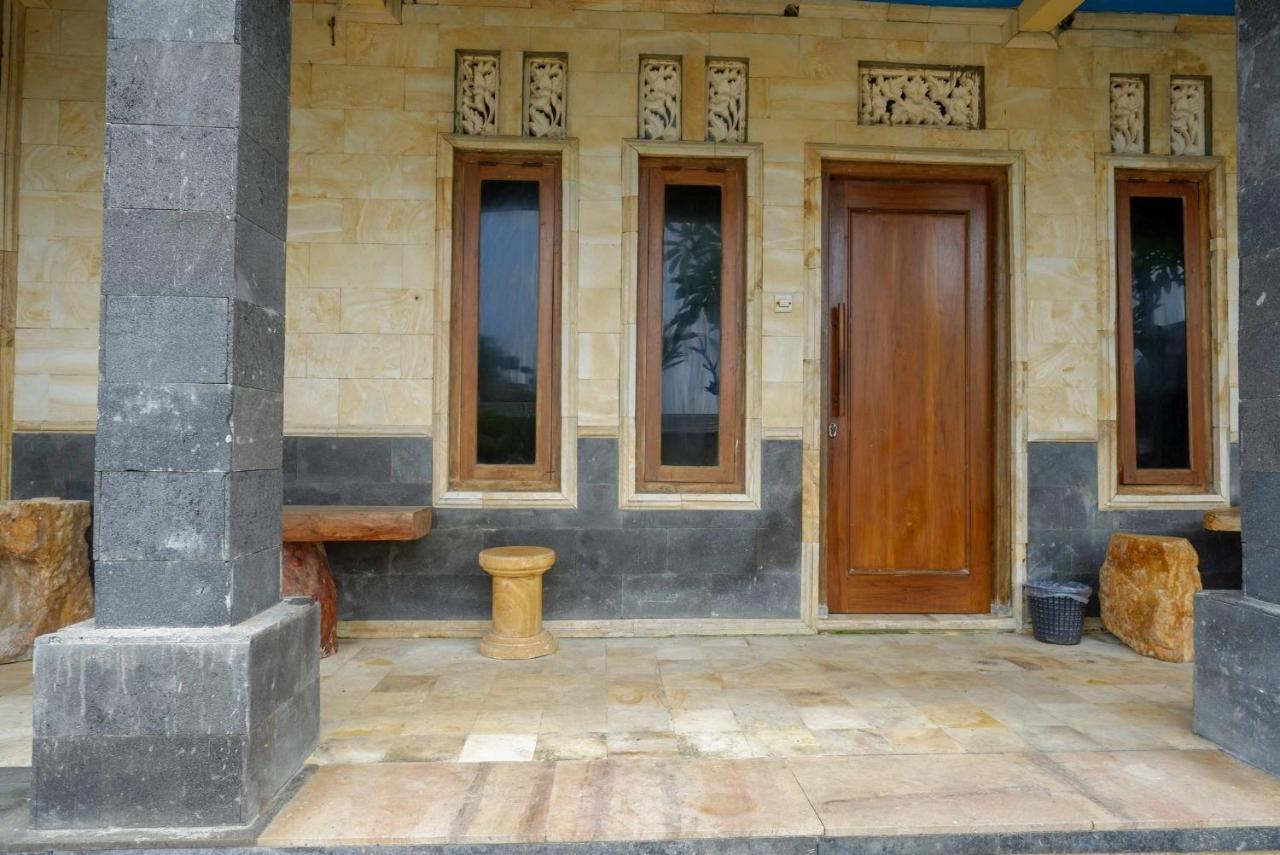 Hotel Kampoeng Drini Redpartner Brono Exterior foto